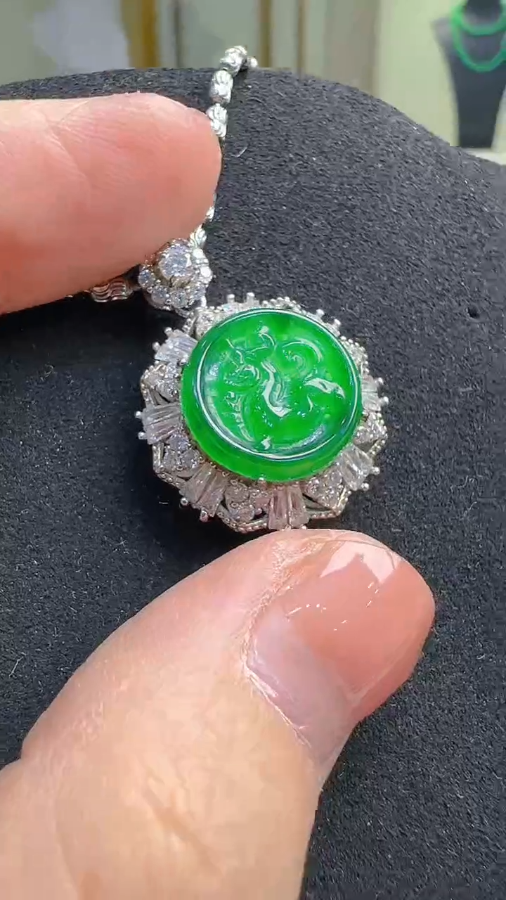 【闪购商品】翡翠吊坠(不含链)银S925镶嵌多样性发货拍一发一