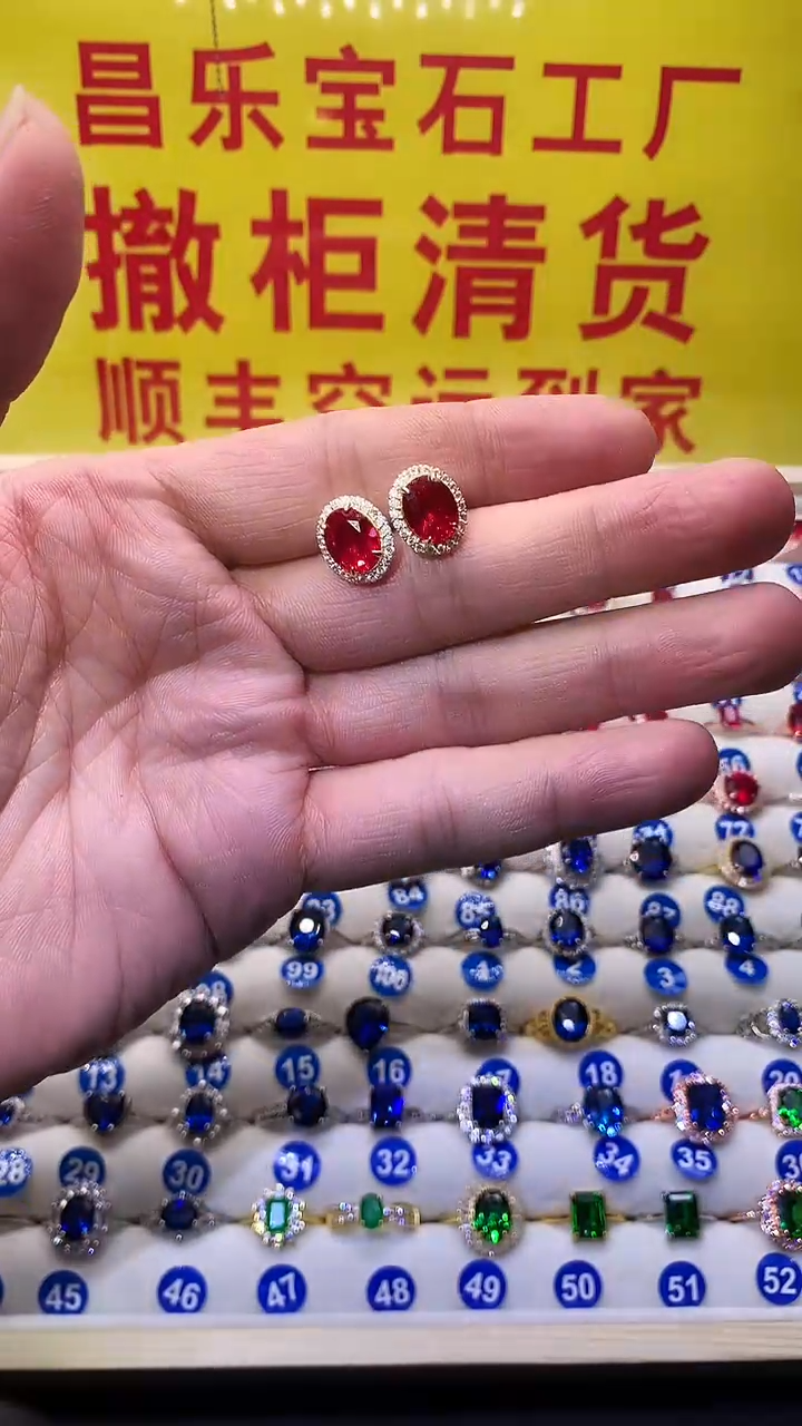 【闪购商品】红宝石耳饰银S925镶嵌1111