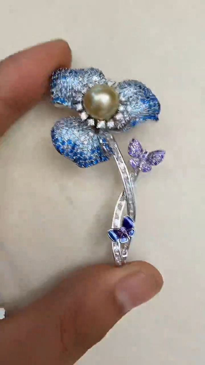 未镶嵌胸饰海水珍珠胸针