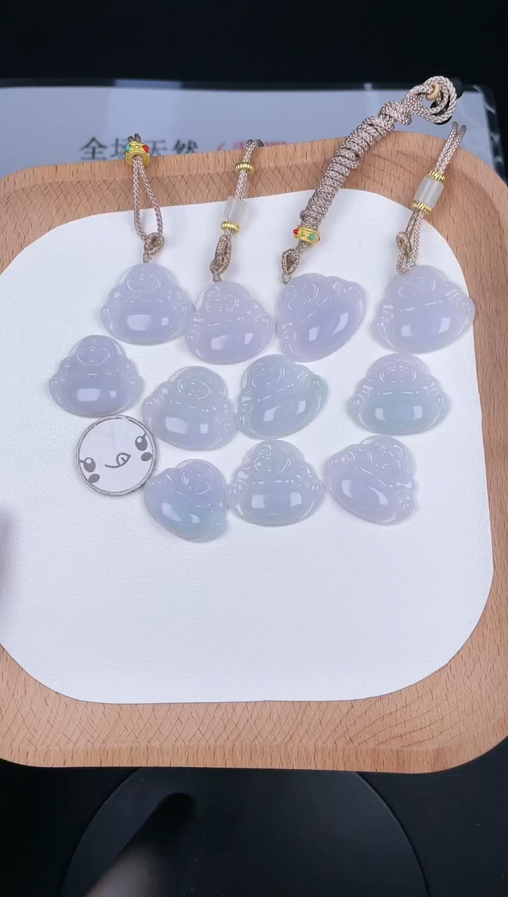 翡翠未镶嵌颈饰LA039翡翠细油冰淡粉小佛（多样性发其一）