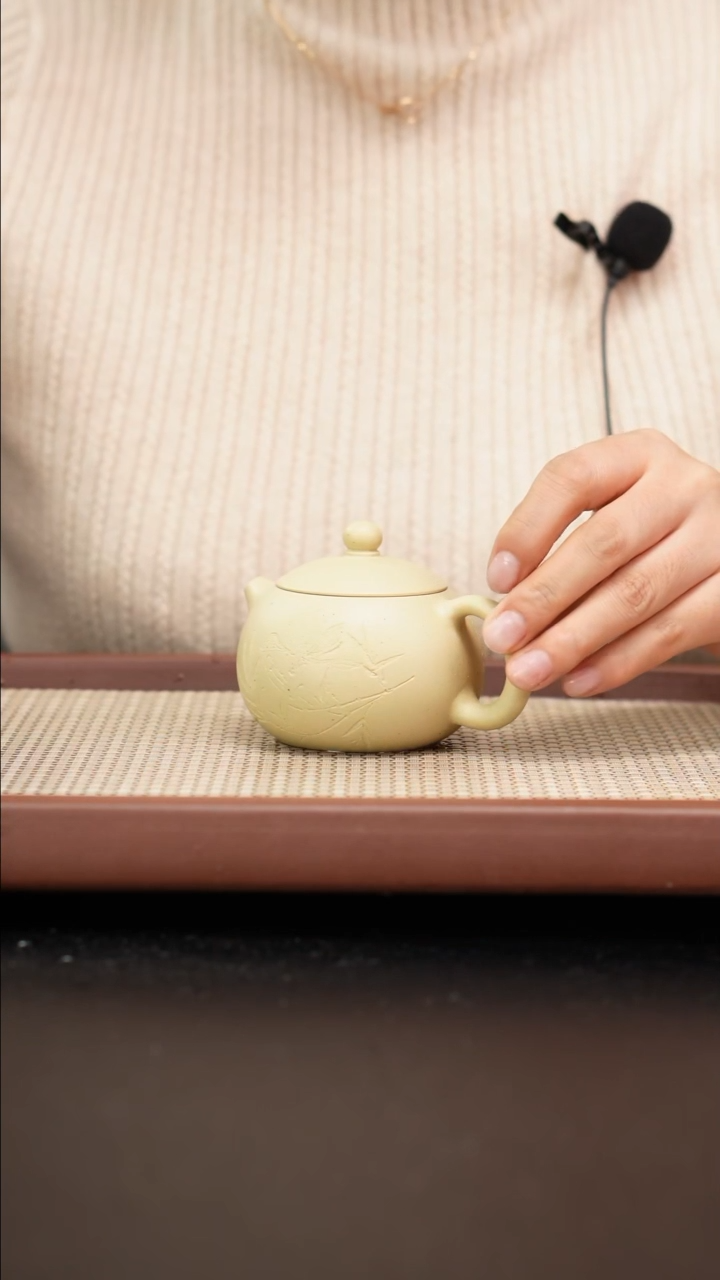 【闪购商品】紫砂茶壶梨皮西施刻绘120