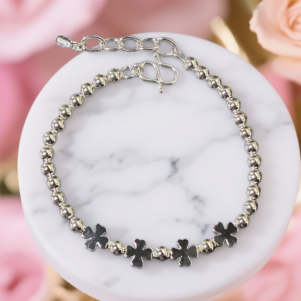 【抓紧处理】定制重工款气质风年味生肖挂饰 B637 克罗珠珠