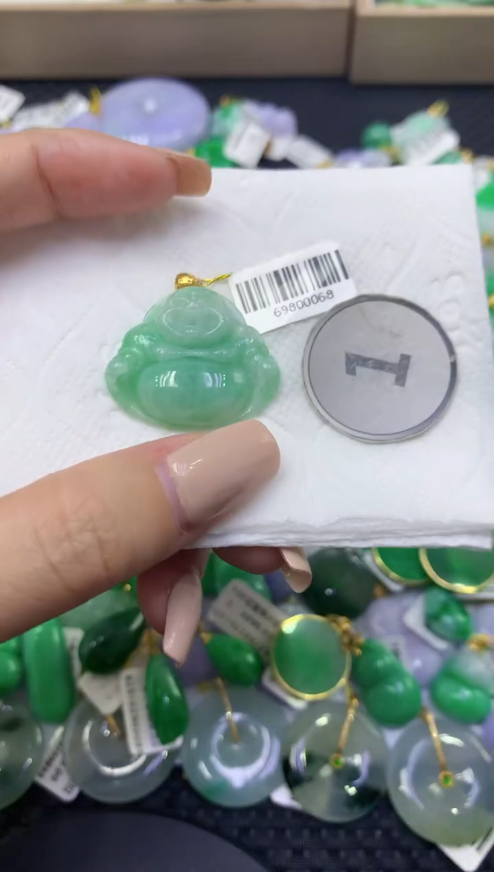 颈饰未镶嵌翡翠天然缅甸翡翠A货