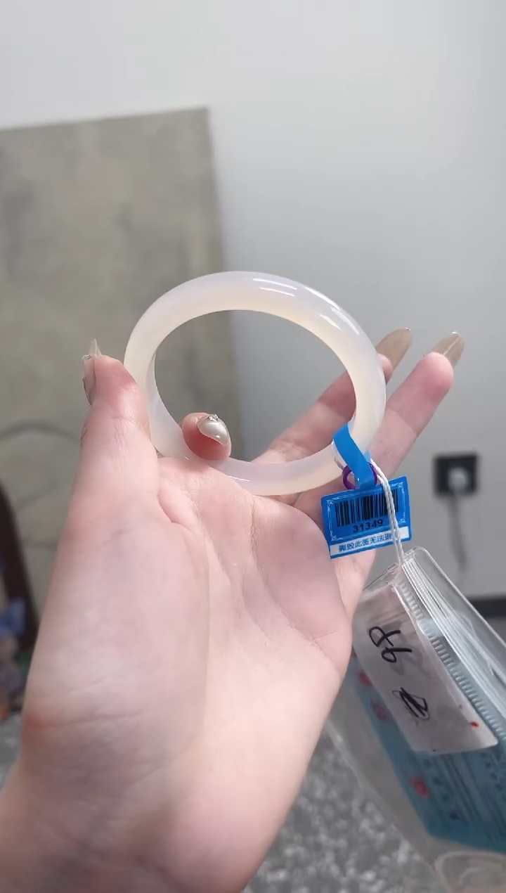 【闪购商品】玛瑙/玉髓手镯合金54-55圈需要包容