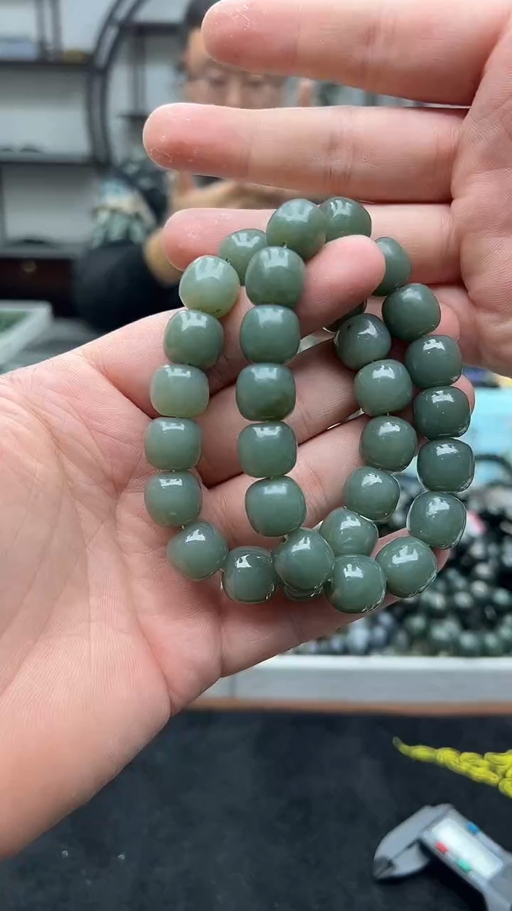未镶嵌手串和田玉新疆且末天空兰14拍依法依，多样性发货