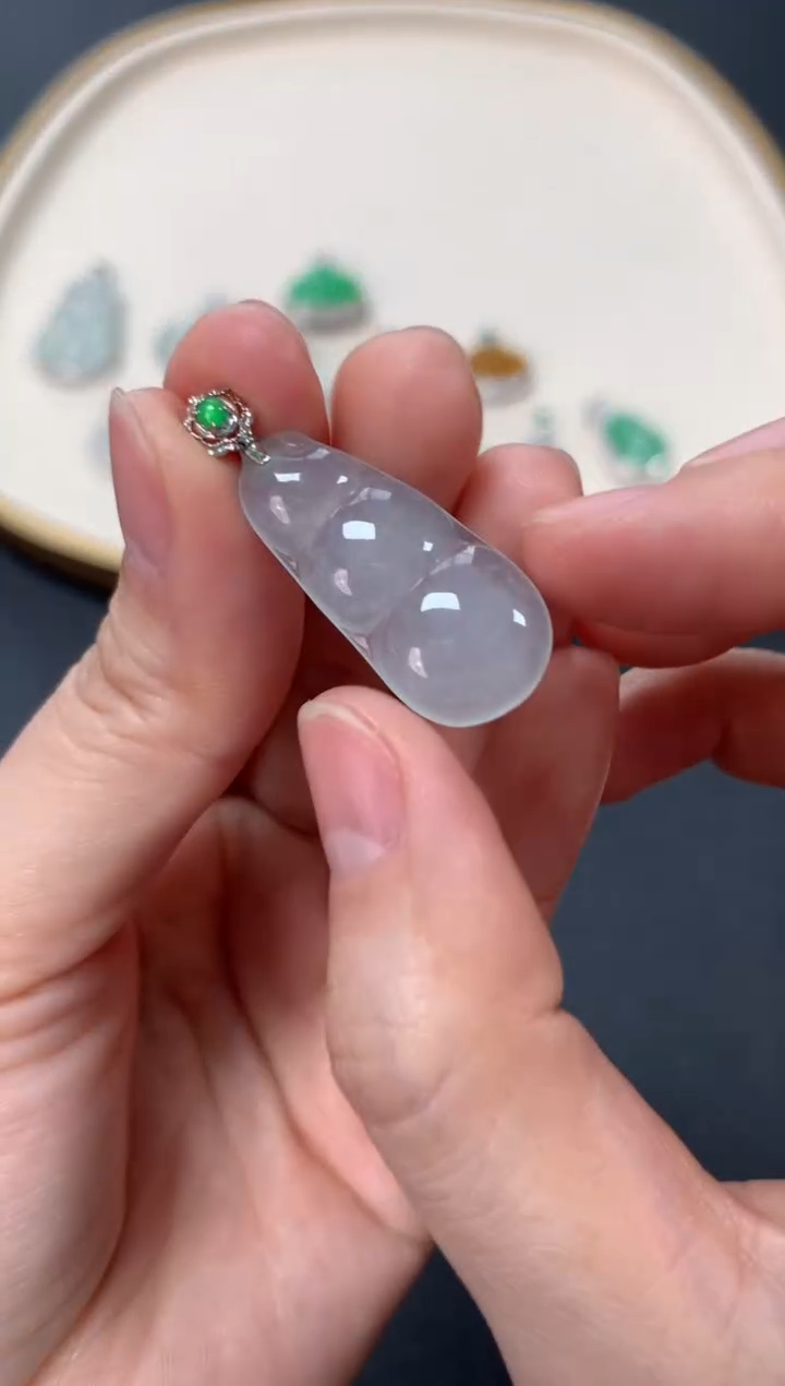 【闪购商品】翡翠吊坠(不含链)18K金镶嵌1380