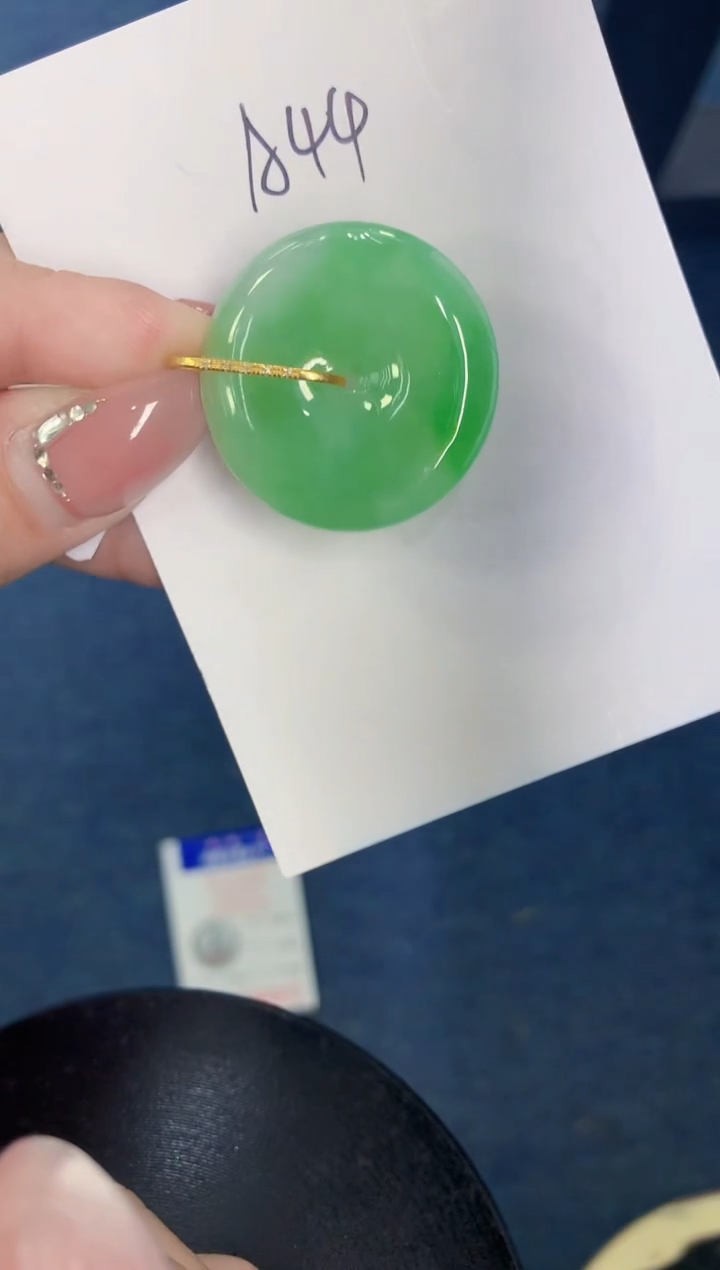 【闪购商品】翡翠颈饰18K金镶嵌000000000