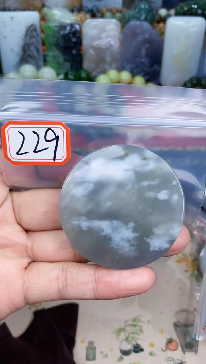 和田玉未镶嵌颈饰和田玉