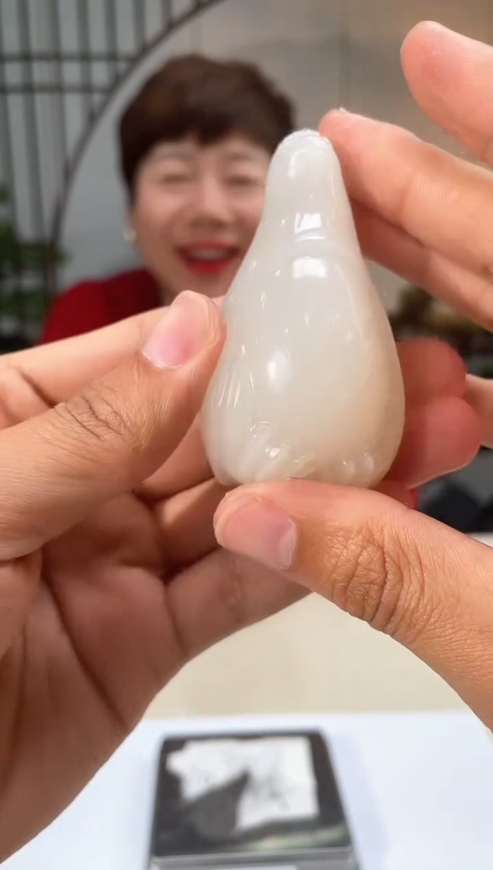 【闪购商品】定制和田玉和田玉（多样性拍一发一带证）190162