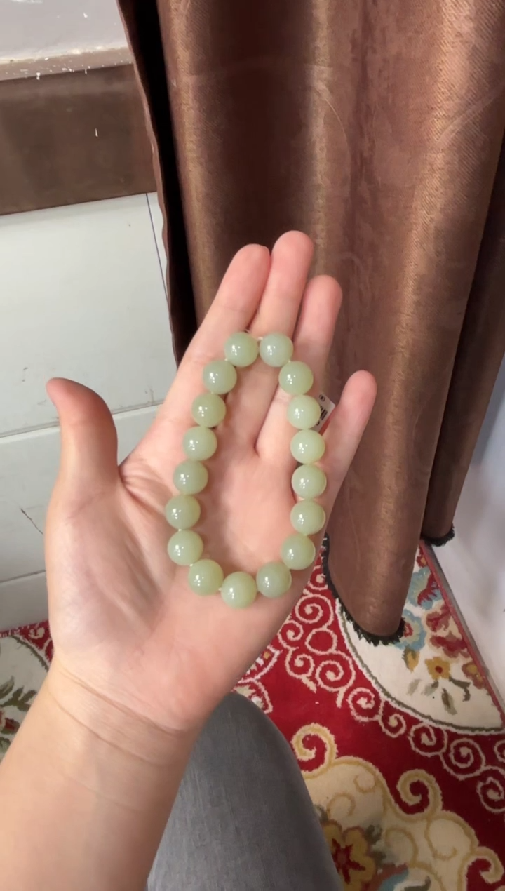 【闪购商品】和田玉手串未镶嵌若羌微色差卡12