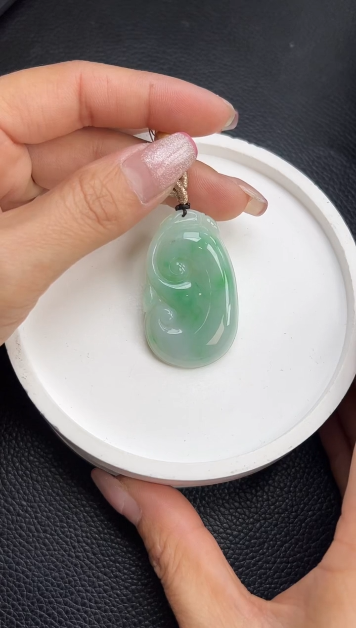 【闪购商品】翡翠颈饰未镶嵌YM1060-4 如意