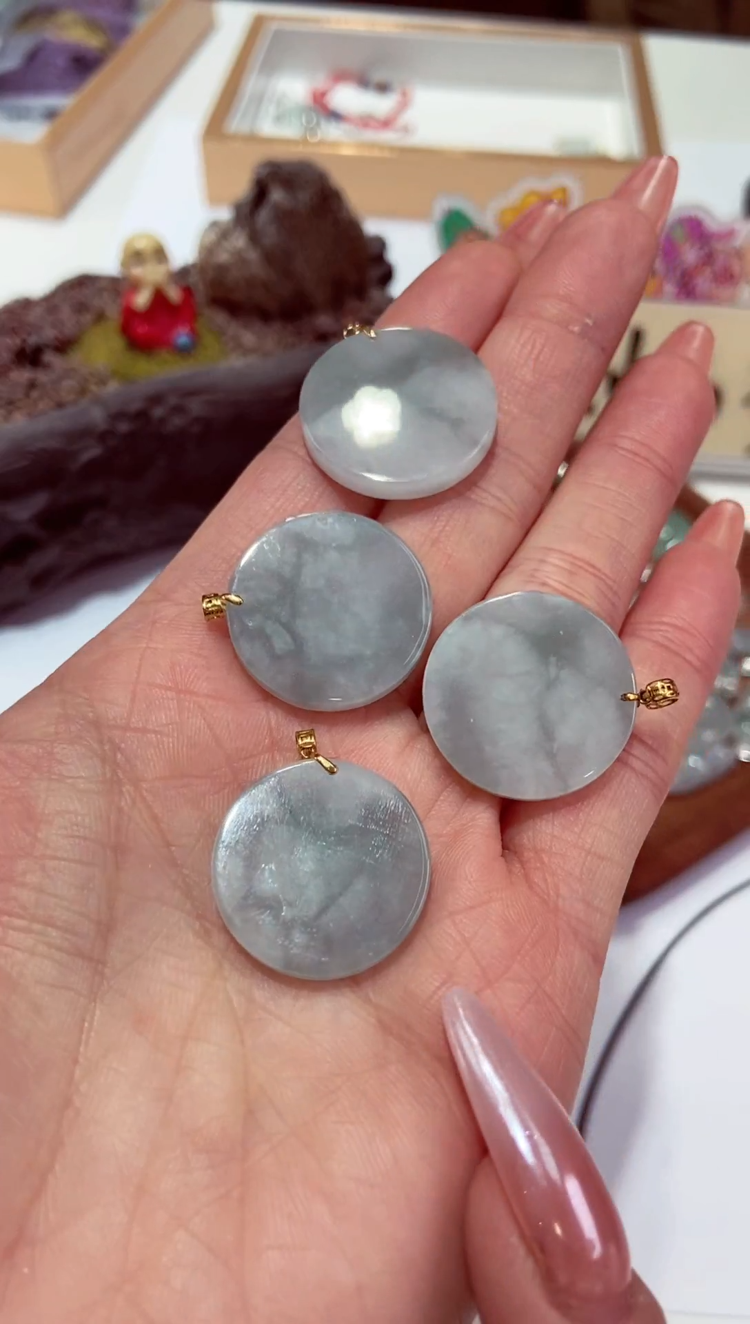 颈饰未镶嵌翡翠天然缅甸翡翠吊坠随机发货