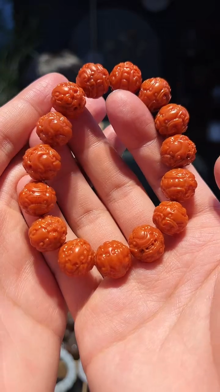 【闪购商品】南红玛瑙手串未镶嵌15+皮丘