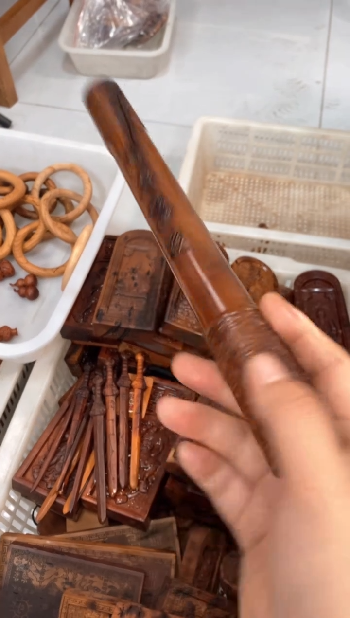 【闪购商品】木枣木微瑕金箍棒随机发货
