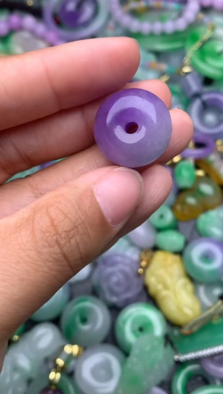 颈饰未镶嵌翡翠缅甸翡翠吊坠