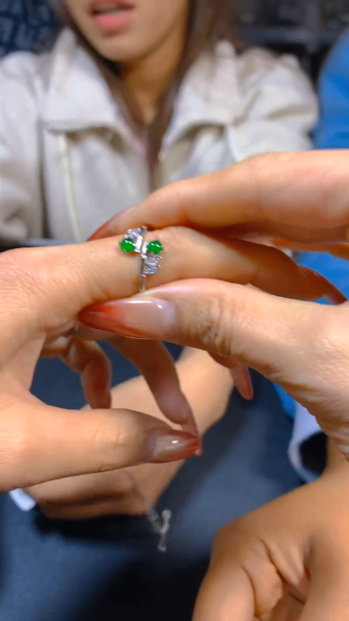 【闪购商品】翡翠戒指未镶嵌0514926811多样性发一