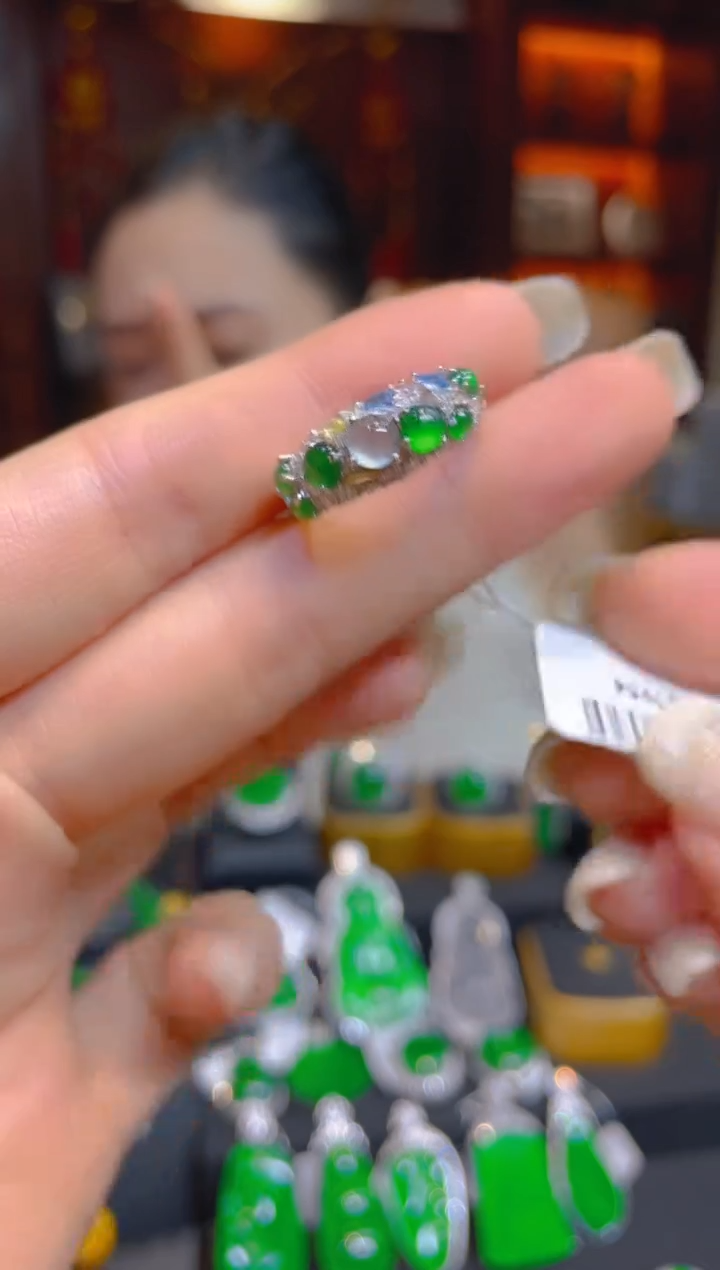 翡翠戒指银S925镶嵌天然A货翡翠戒指/137954