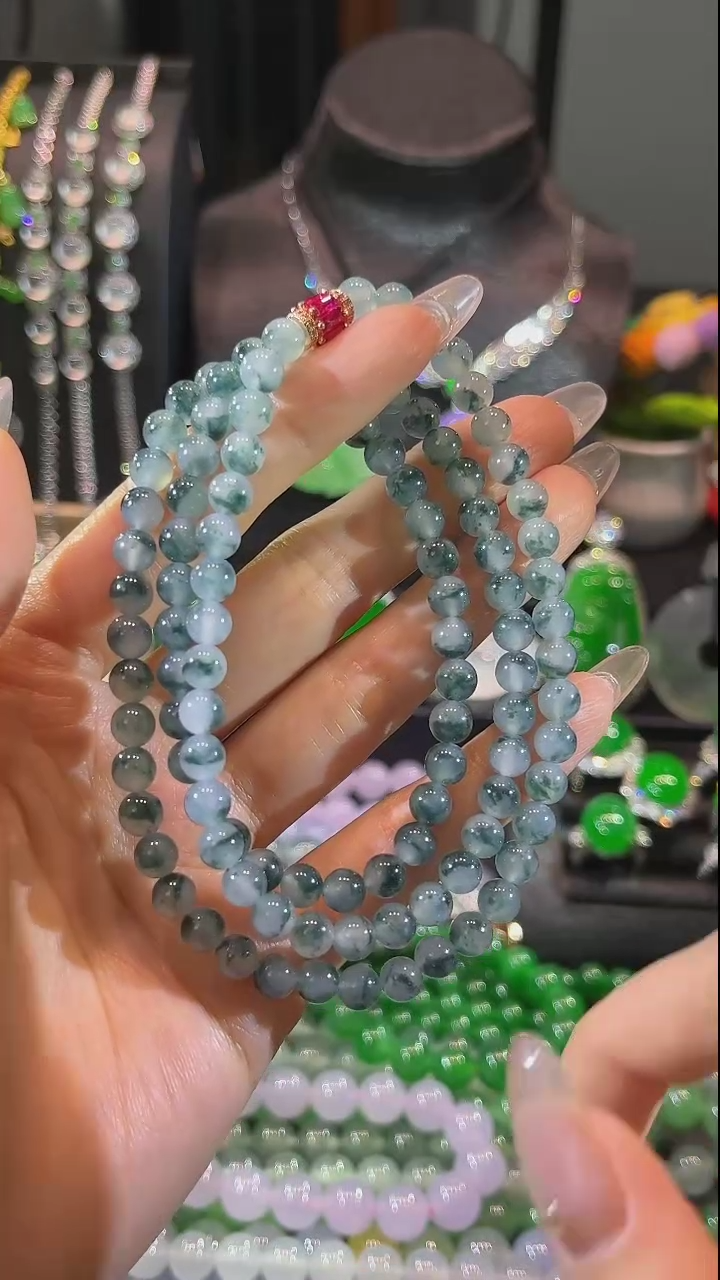 【闪购商品】翡翠颈饰18K金镶嵌吊坠