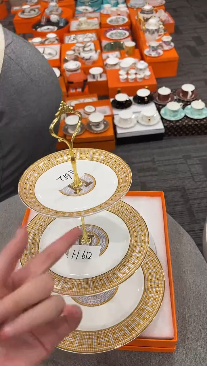 【闪购商品】杯H612--------------