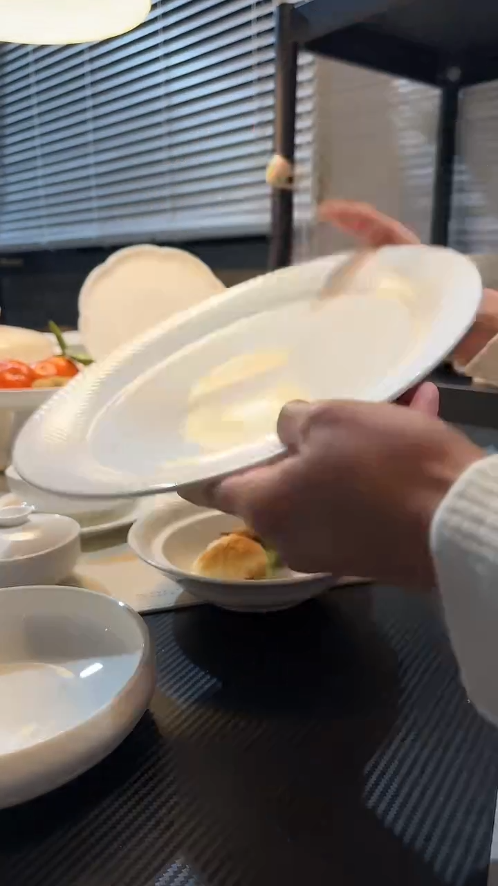 【闪购商品】其他11英寸剁椒鱼头大盘子