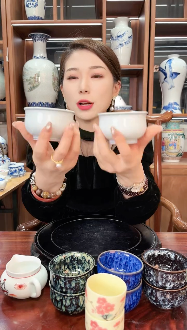 A18景德镇白瓷两袖清风炉式杯两只