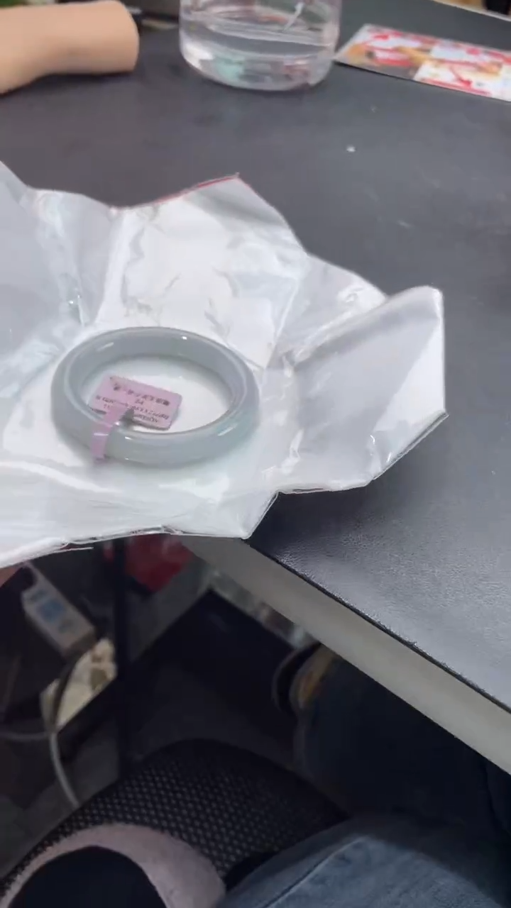 【闪购商品】翡翠手镯未镶嵌18翡翠手镯