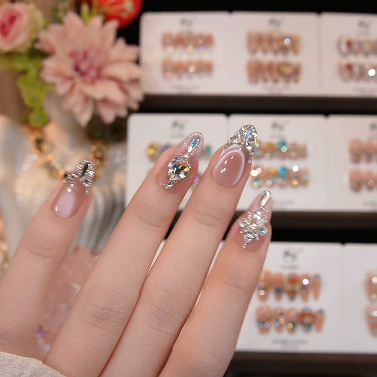 美杜莎-SAYE飒爷手工美甲-重复佩戴-掉钻包补-送工具包