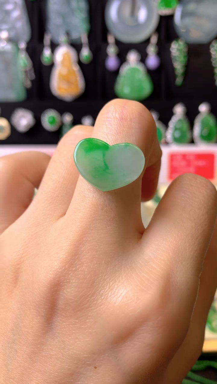 【闪购商品】定制翡翠未镶嵌毛货抛光