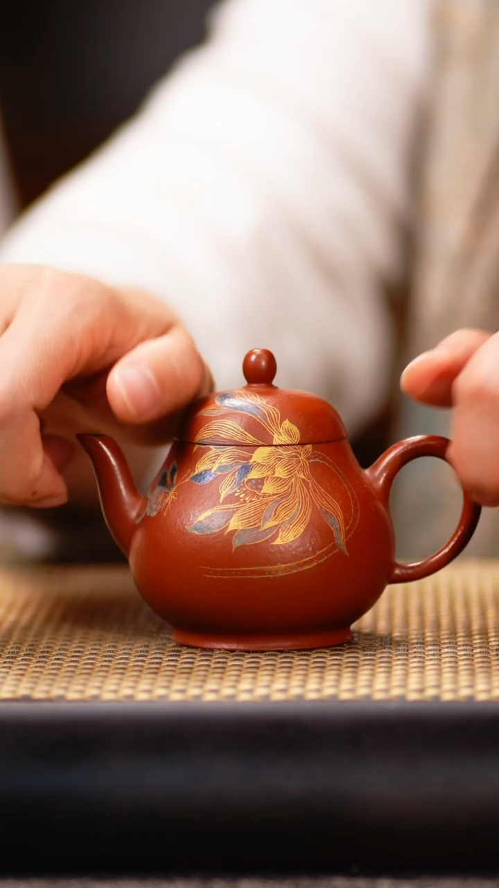 ZCY65朱泥  金银错梨形