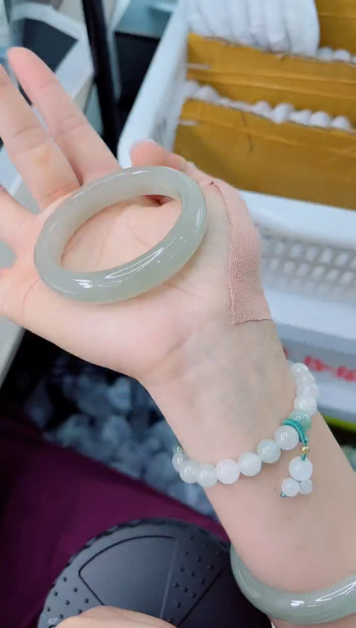 石英质玉手镯未镶嵌119-51.2