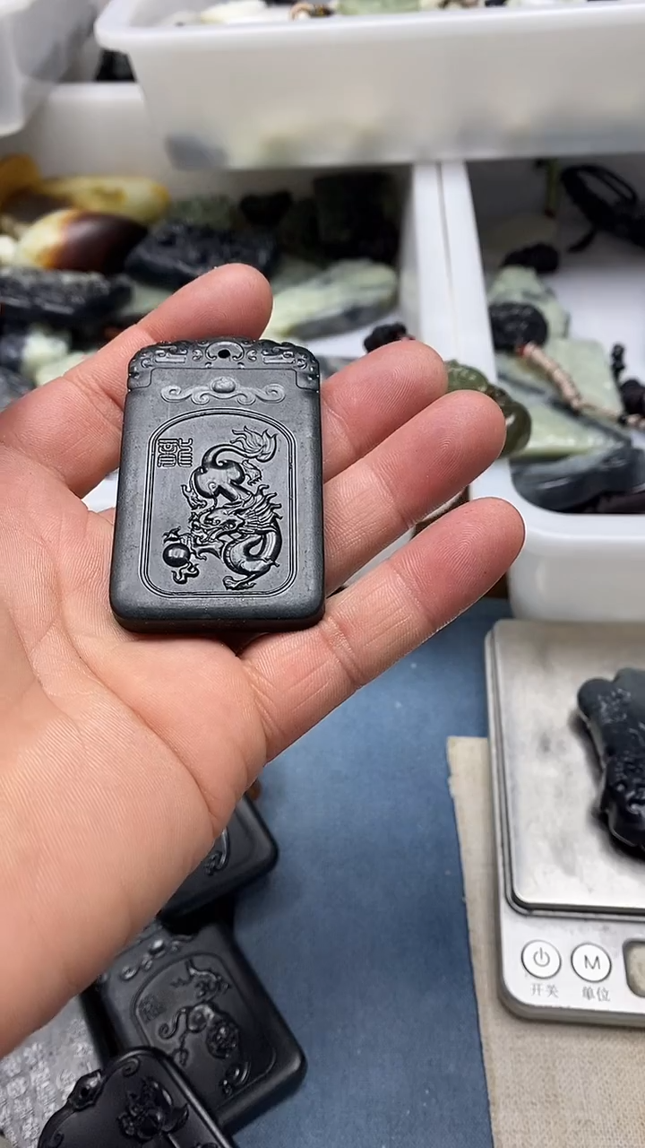 吊坠(不含链)未镶嵌和田玉1