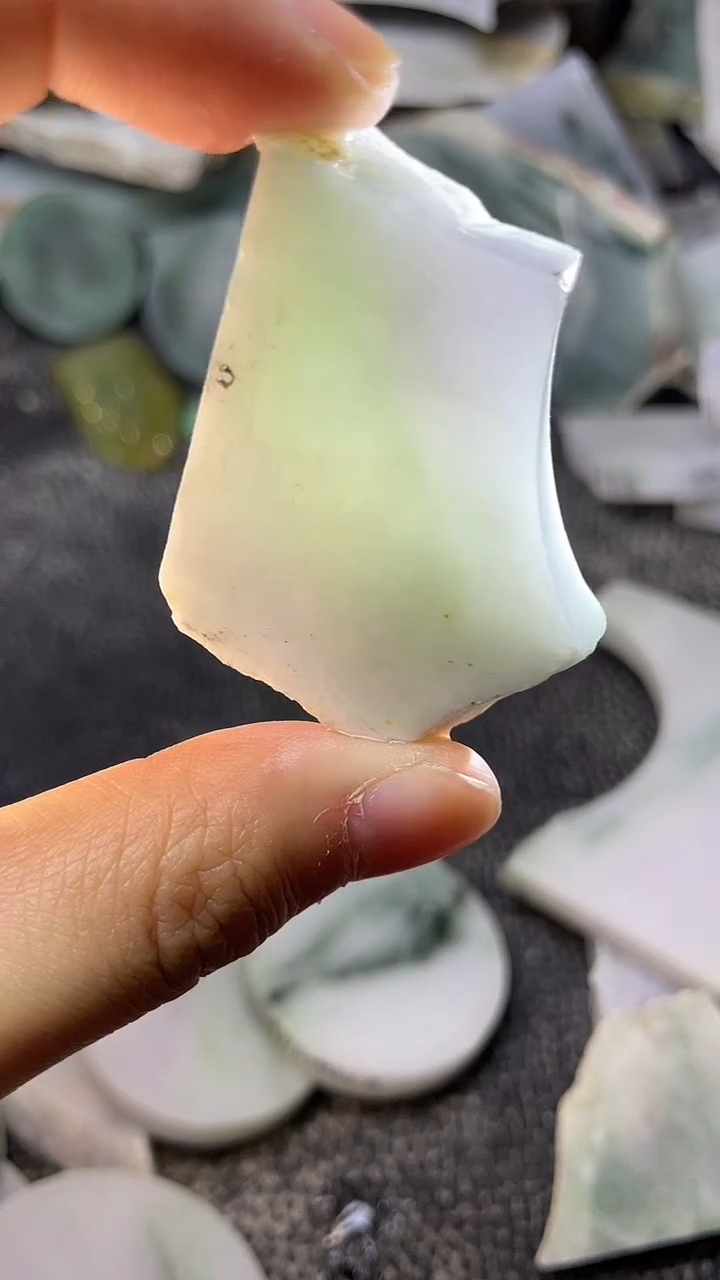 裸石翡翠天然A货翡翠板料