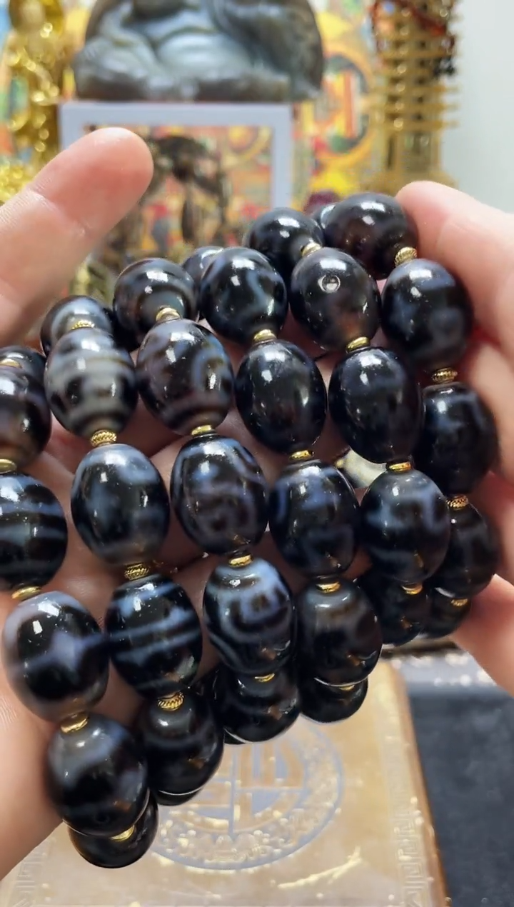 未镶嵌蓝沁手串玛瑙/玉髓颜色图案多样性随机发一条