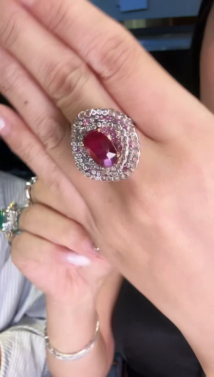 18K金镶嵌戒指红宝石4.25ct 无烧红宝石