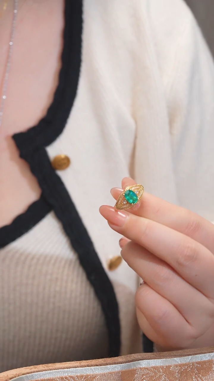 【闪购商品】祖母绿戒指18K金镶嵌（1.1ct）@@Q9289
