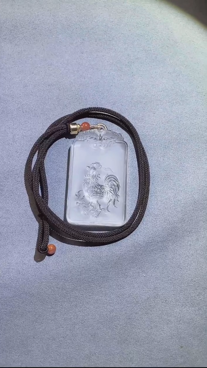 吊坠(赠链)未镶嵌水晶天然净体白水晶生肖牌