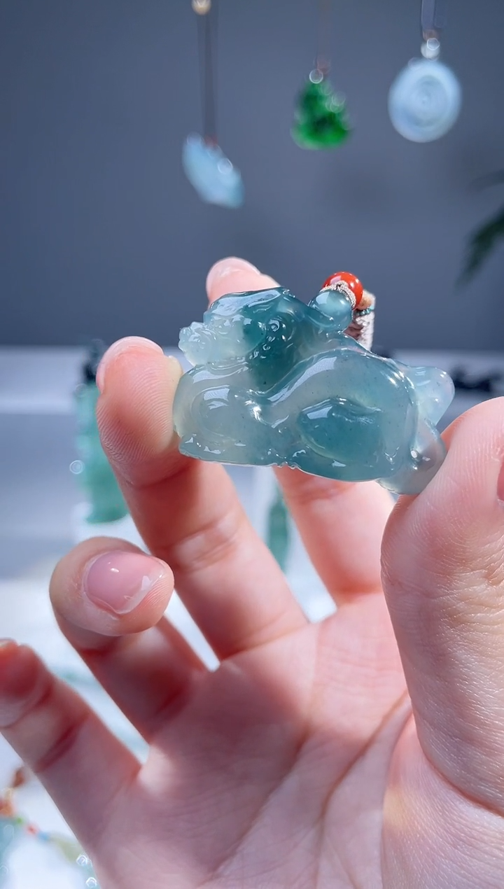 【闪购商品】翡翠颈饰未镶嵌天然A货翡翠麒麟