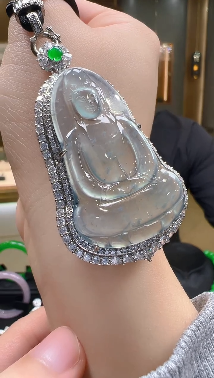 吊坠(不含链)未镶嵌翡翠天然A货翡翠多样性发一