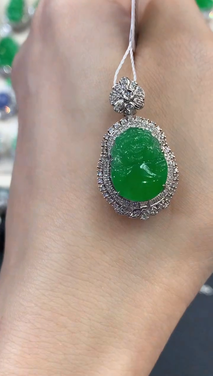 【闪购商品】翡翠吊坠(不含链)18K金镶嵌 C56