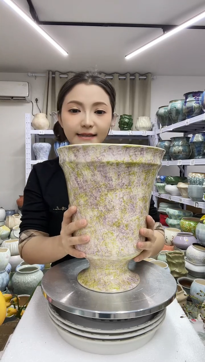 【12.19】花盆链接 高：25  口：20