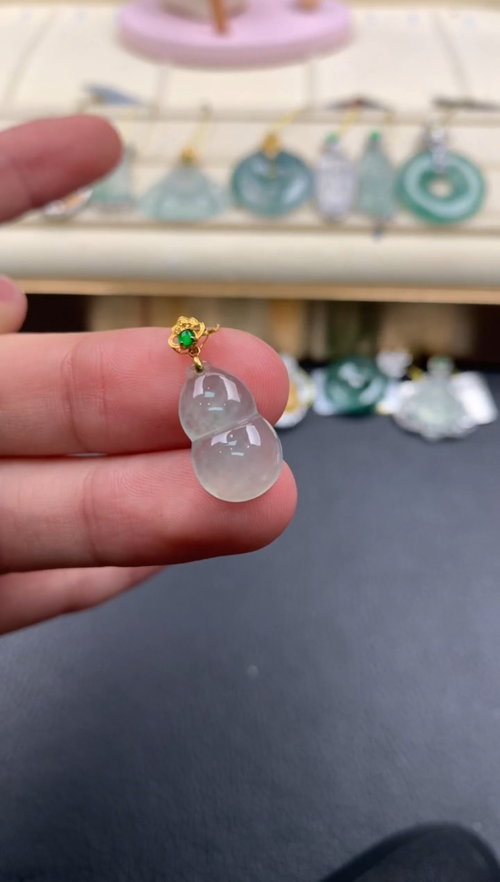 【闪购商品】翡翠颈饰18K金镶嵌A859     