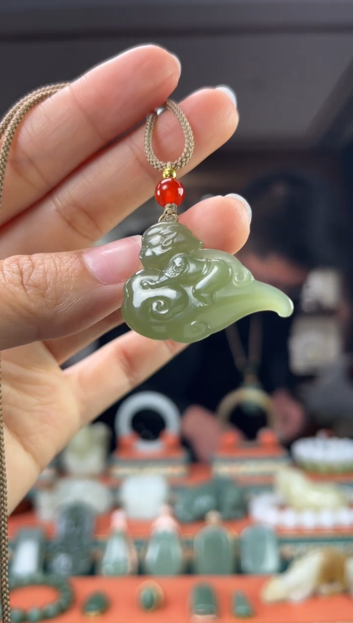 【闪购商品】和田玉颈饰未镶嵌1