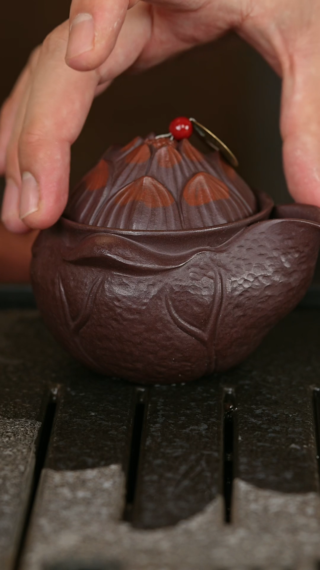 【闪购商品】紫砂茶壶13荷花手抓