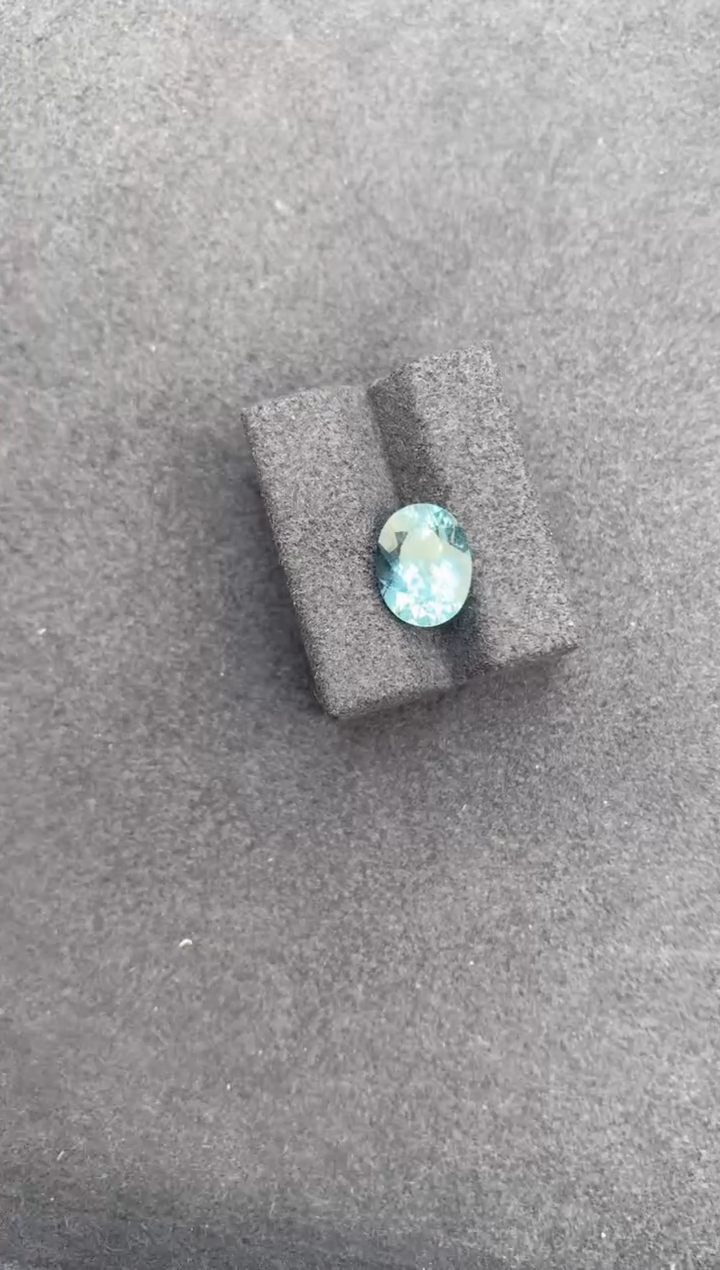 【闪购商品】海蓝宝石裸石未镶嵌2.9ct海蓝宝