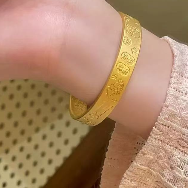 铜合金手镯 30839-新中式古法錾刻宽面镯子开口吉言八宝手镯复古