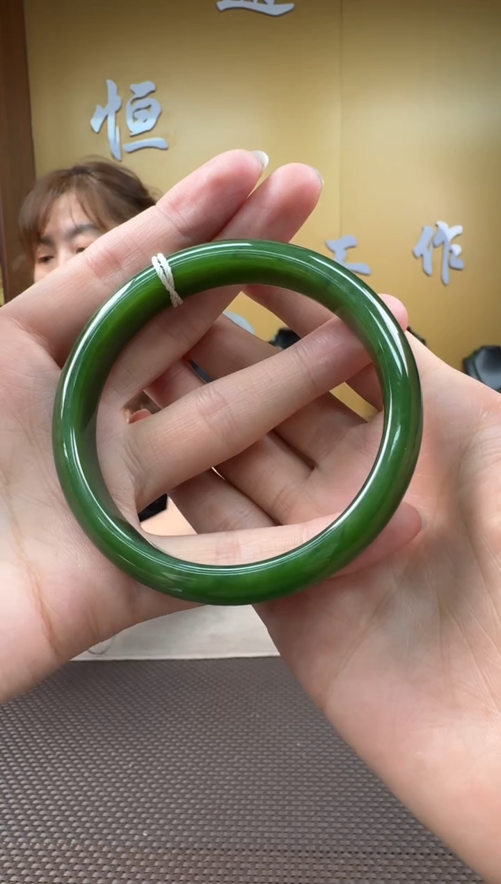 和田玉未镶嵌颈饰手镯61