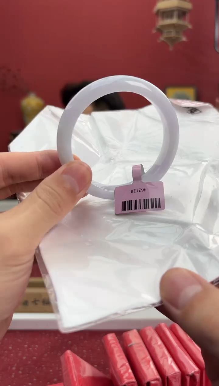 【闪购商品】翡翠手镯未镶嵌7手镯