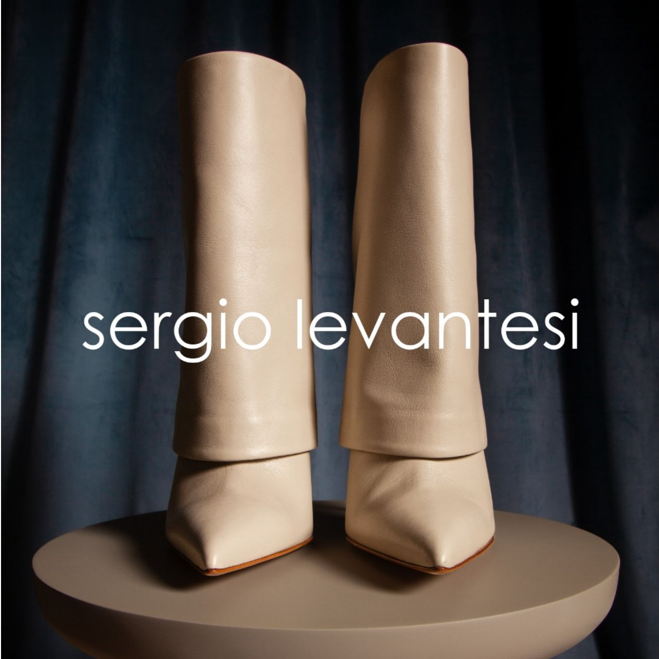 CG55（301-350）春秋专柜撤时尚百搭顶奢高跟鞋时装靴《按编码去拍》