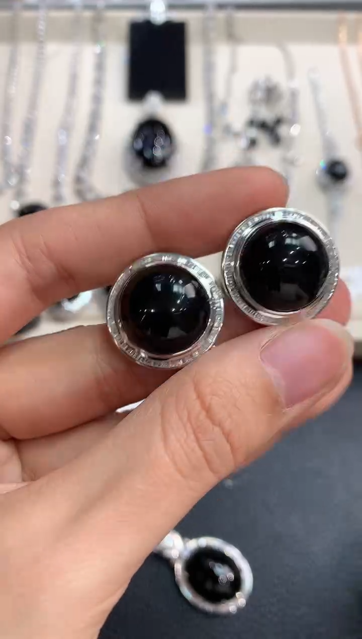 【闪购商品】翡翠耳饰18K金镶嵌w93不退换