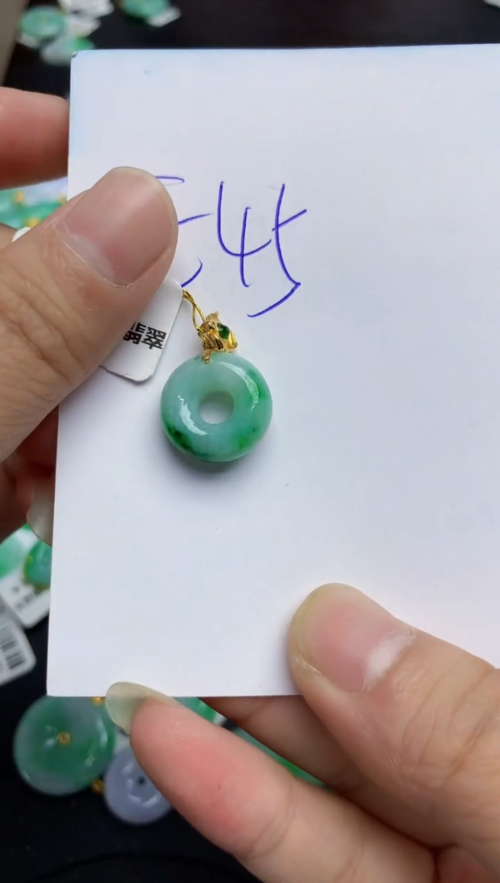 翡翠未镶嵌颈饰11111111